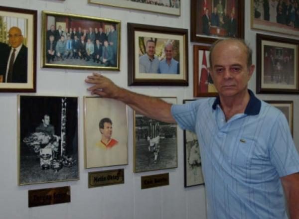 futbolun-efsane-ismi-turgay-seren-2