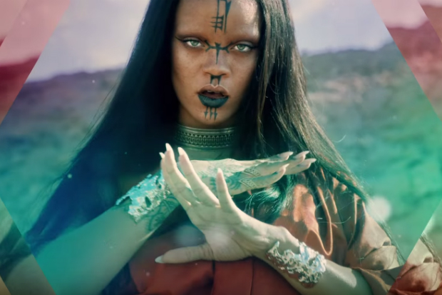 rihanna-sledgehammer-video