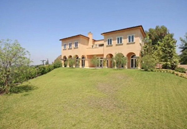 375CEA5D00000578-3746896-image-a-78_1471519895243