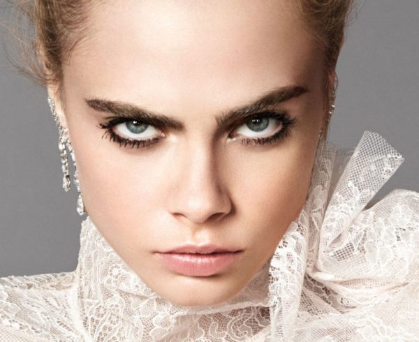 gallery-1470147111-elle-september-cara-delevingne-01