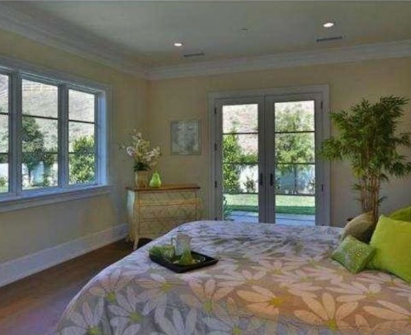 gallery-1471541317-d5t-xey7cd40qttrmp9aecy1i65rpu-8y06qxz4zai6ti-kroobr-jiae71qe2qcjiy6v-sczzrosj4o9dr3ag