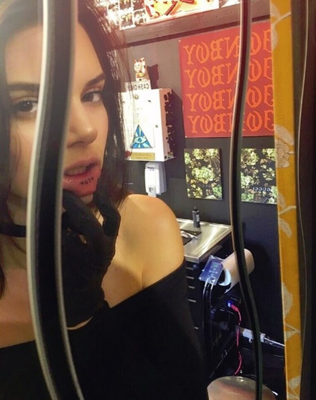 dovmesini-gosterdim0jc48mjnewylpaxblhtyw