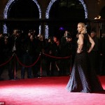 18- Katie Price Kırmızı Halının Utancı Oldu