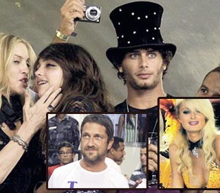 Ünlüler karnavalda