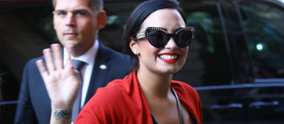 Demi Lovato'nun Sürpriz Paris Ziyareti!