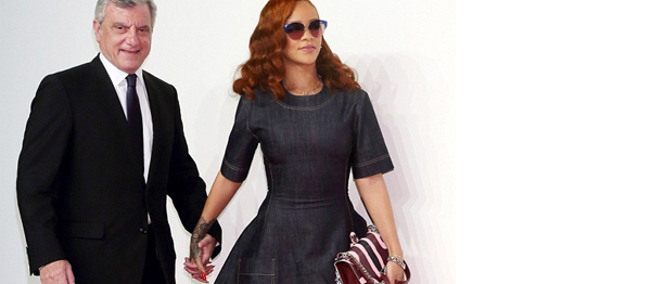 Rihanna DIOR Markasının Tanıtımı İçin Tokyo'daydı!