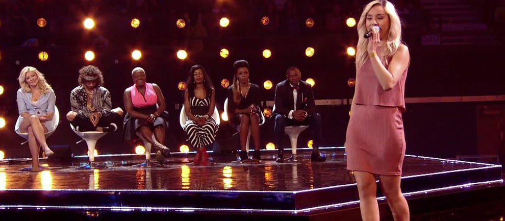 X Factor İngiltere’ye Türk Kızı Ebru Gürsoy Damga Vurdu – Türk Kızı Ebru Gürsoy, X Factor jürisini performansıyla etkilemeyi başardı.