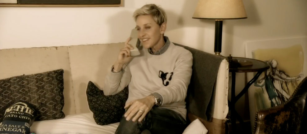 Ellen, Adele’in yeni şarkısı ‘Hello’ için bir uyarlama hazırladı. – Degeneres, videoda Adele ile bir konuşma gerçekleştiriyor.
