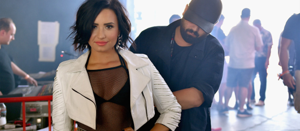 Demi Lovato, Wilhelmina Ajansı ile Modellik Anlaşması Yaptı.