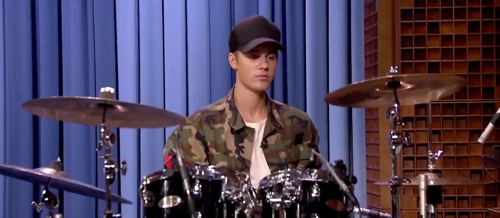 Justin Bieber’dan Bateri Show!