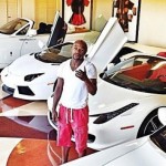 Floyd Mayweather Zenginliğini Böyle Sergiledi – 02