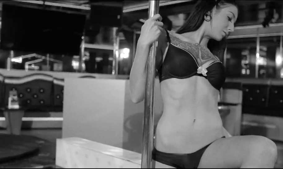 KOLLEGAH – Pitbulls & AKs (prod. von Reaf)