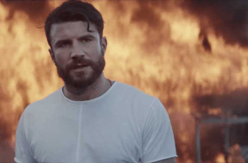 Sam Hunt – Break Up In A Small Town