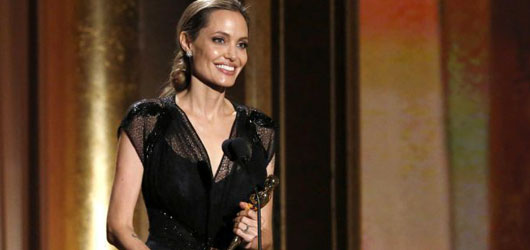 Angelina Jolie İkinci Kez Oscar'ını Aldı