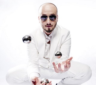 Bedük halinden memnun