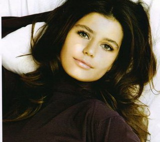 Beren Gülben'i solladı