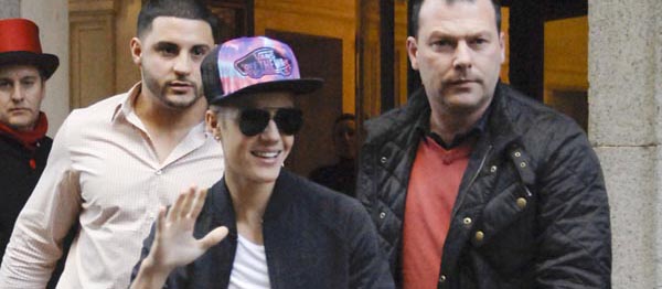 Justin Bieber'ın Başı Dertten Kurtulmuyor