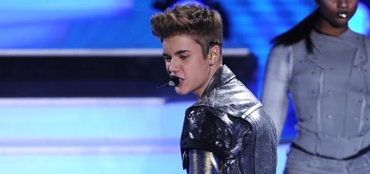 Justin Bieber'dan Türk Hayranlarına Sürpriz!