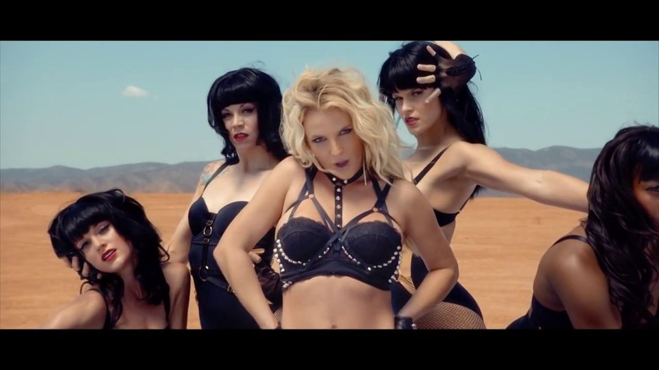 Britney Spears – Work B**ch!