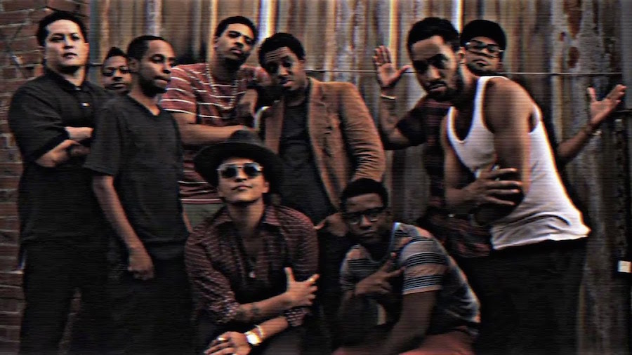 Bruno Mars – Locked Out Of Heaven