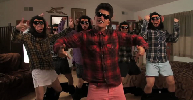 Bruno Mars – The Lazy Song