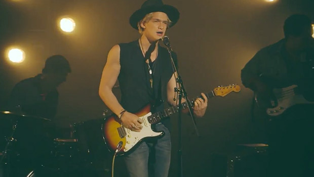 Cody Simpson – New Problems