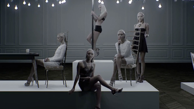 Cris Cab – Loves Me Not