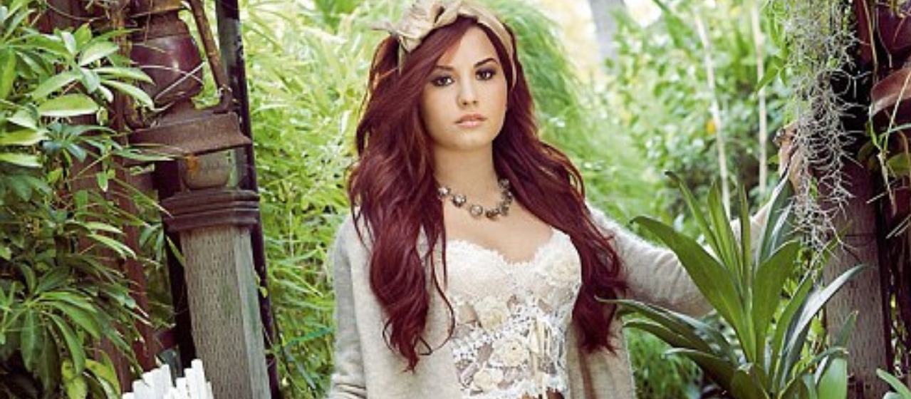 Miley'den uzak olmak için evini satılığa çıkardı