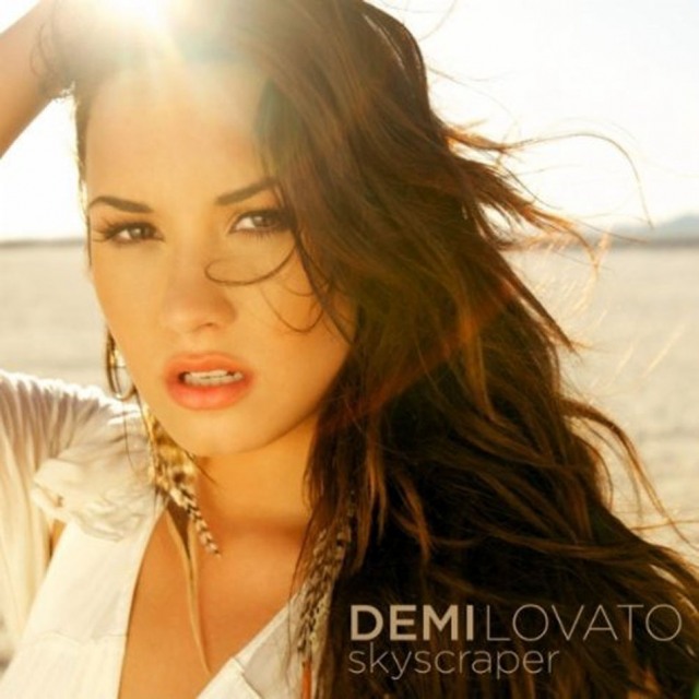 Demi Lovato – Skyscraper