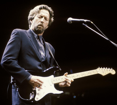 Eric Clapton efsane gitarlarını sattı