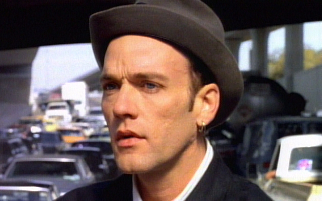 R.E.M – Everybody Hurts