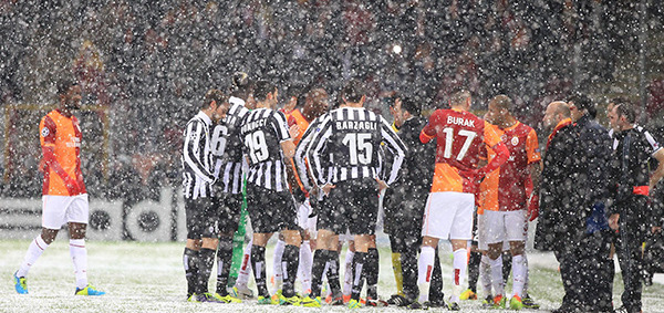 Galatasaray – Juventus Maçı Ertelendi