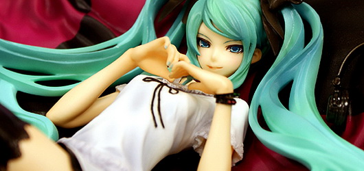 İlk 'Hologram Popstar'