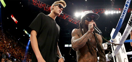 Justin ve Lily Box Ringinde – Justin Bieber ve Lil Wayne, Box Ringinde Floyd Mayweather'a Eşlik etti