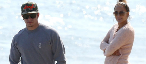 Lopez, Sevgilisinin Doğum Gününü Meksika'da Kutladı!