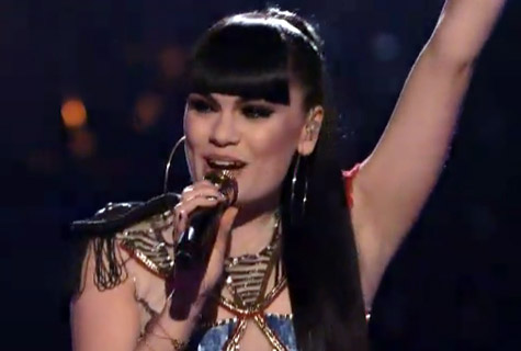 Jessie J – Domino (Live Performance)