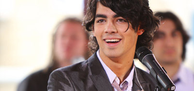 Jonas Brothers'dan Joe rüyalarının kadınını açıkladı