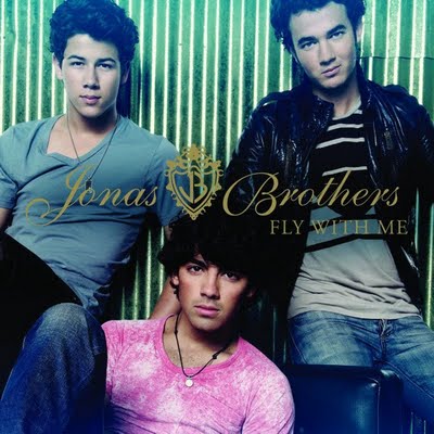 Jonas Brothers – Fly With Me
