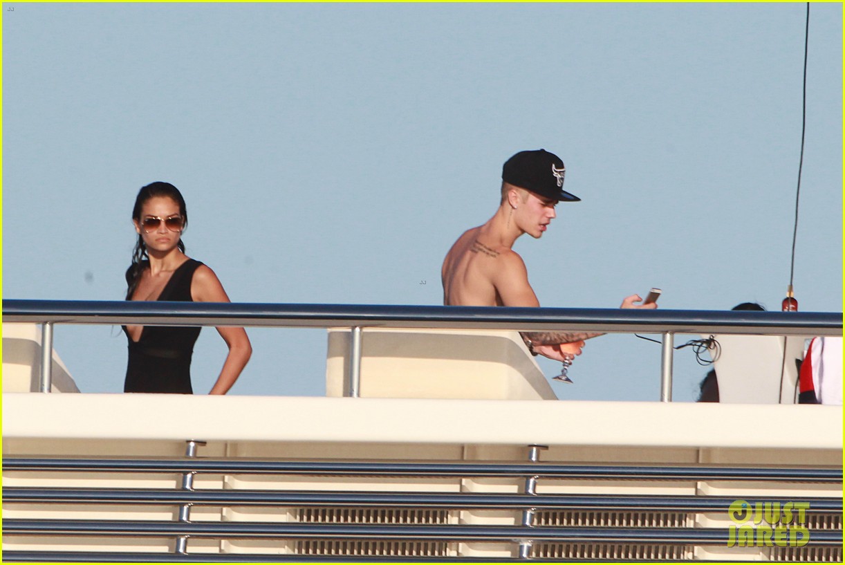 Güzel model isyan etti!