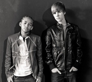 Justin Bieber Karete Kid için söyledi