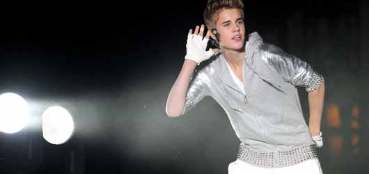 Justin Bieber Fena Patladı