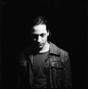 Hayranları parçalıyordu