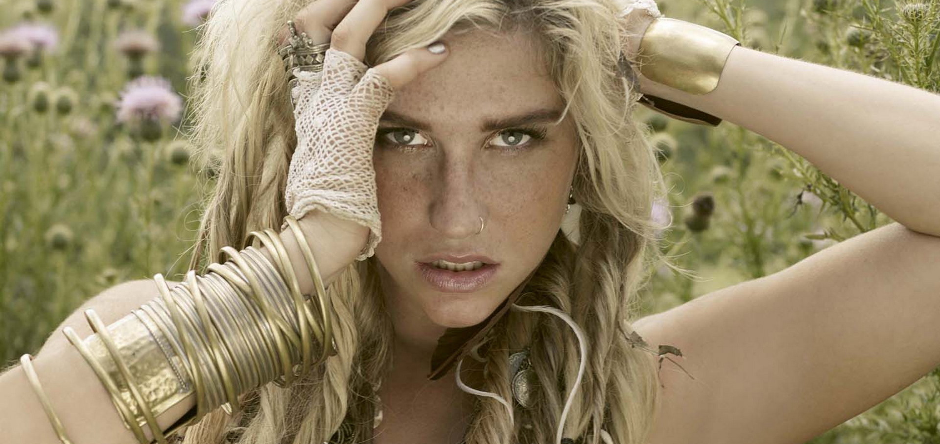 Kesha'nın çılgın şovu