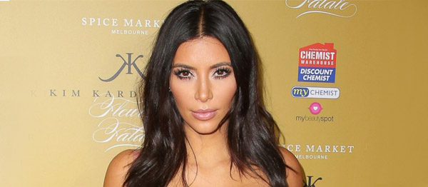 Kardashian'dan Bir Yanlış Tweet Daha!