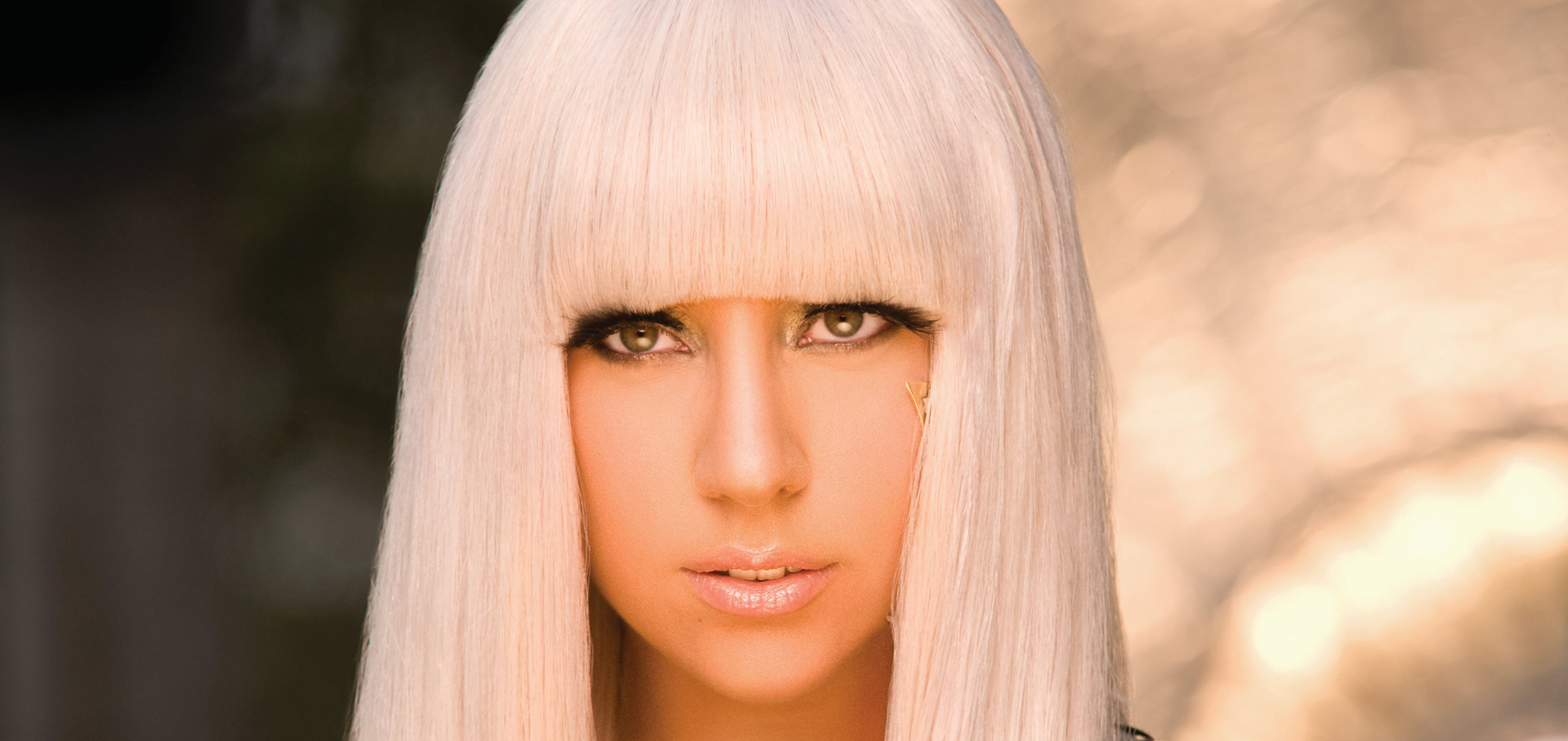 Lady Gaga itiraf etti!