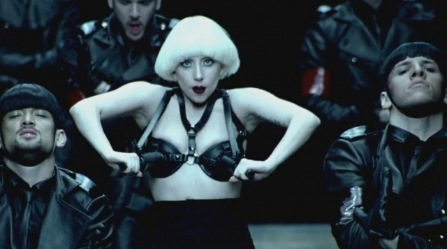 Lady Gaga – Alejandro