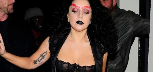 Lady Gaga'nın İlginç Giyim Tarzı
