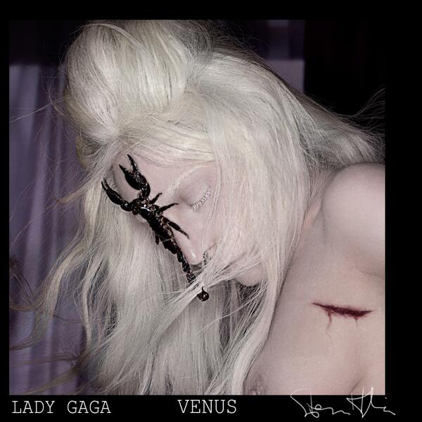 Lady Gaga – Venus