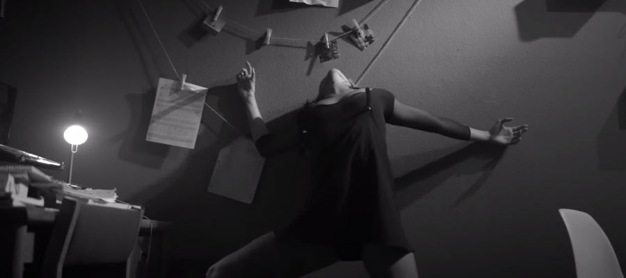 Lady Gaga – Til It Happens To You