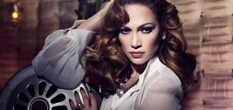 Jennifer Lopez vefalı çıktı – Eski nişanlısını ihmal etmedi..